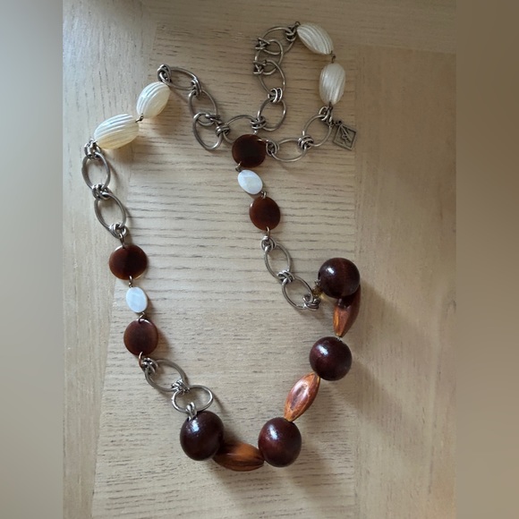 Long necklace - Picture 2 of 2